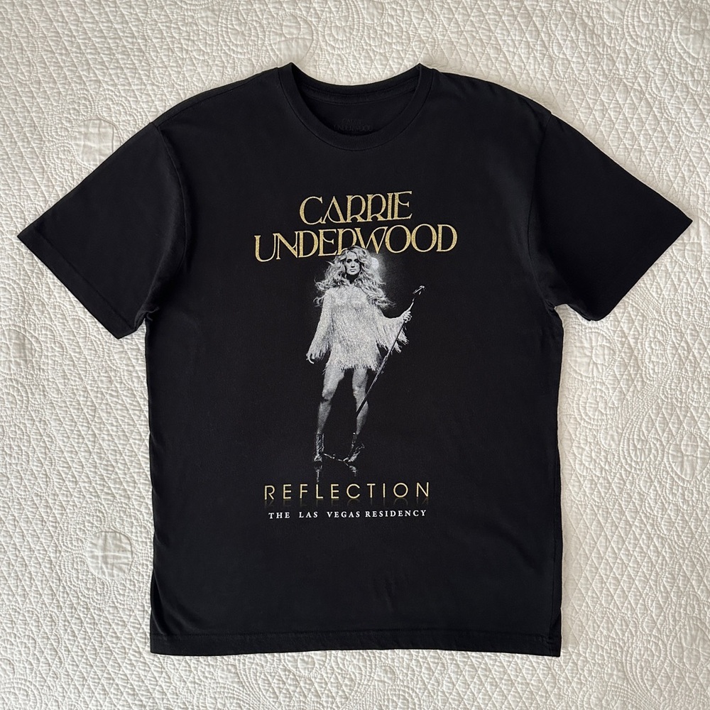 Carrie Underwood Reflection Las Vegas Residency Concert T-Shirt Medium Sparkle